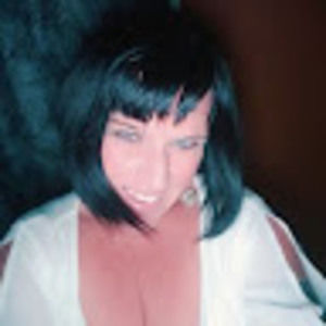 Meet your Posher, Dena